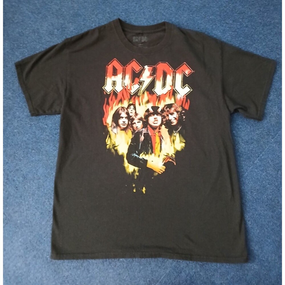 AC⚡DC Black T Shirt LARGE